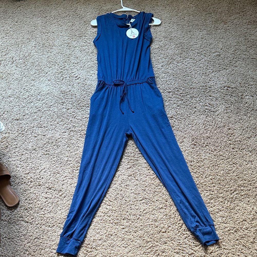 Elegant Navy Sleeveless Jumpsuit